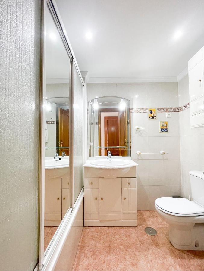 Holidays2Malaga Tomas De Echeverria 150 Mts To Beach & High Speed Wifi & Parking Apartment Exterior photo