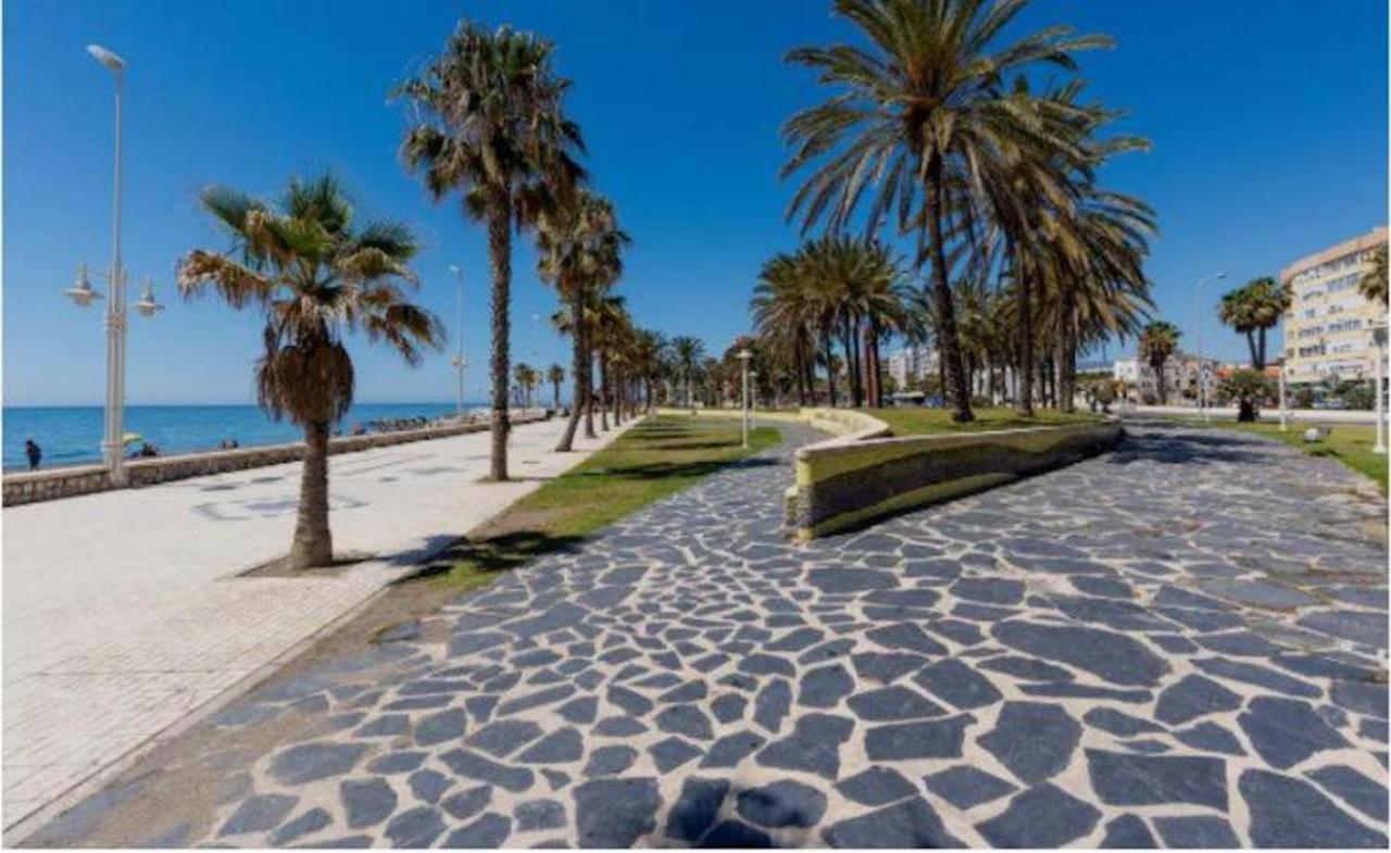 Holidays2Malaga Tomas De Echeverria 150 Mts To Beach & High Speed Wifi & Parking Apartment Exterior photo